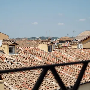 https://palazzo-altieri-penthouse.it-romehotels.com